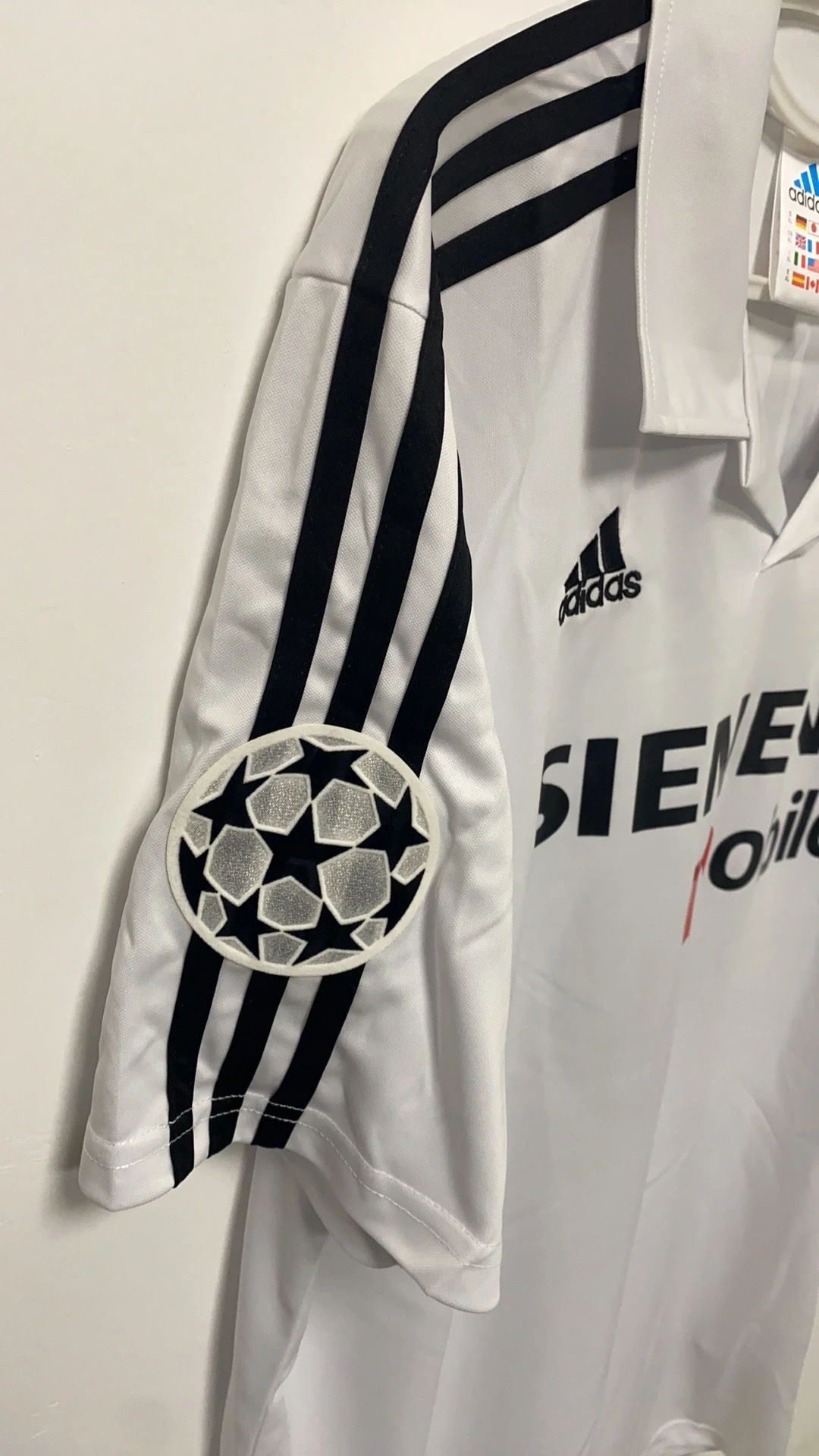 Zidane Real Madrid 2002/2003 Home Retro Jersey – Men’s Short Sleeve Football Shirt, White - Image 3